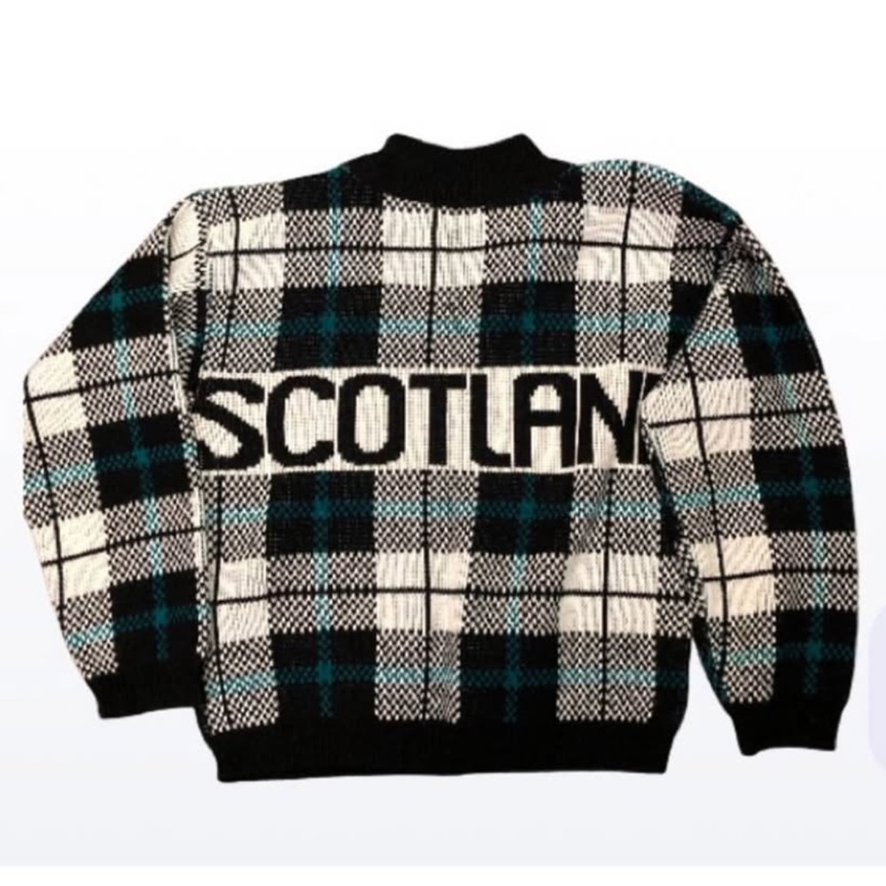 Vintage 80s Scotland Plaid Knit Sweater Crewneck